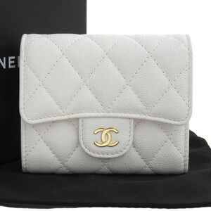 CHANEL White Caviar Leather Logo Wallet